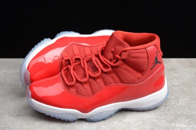 Red Air 11 RetroGym 378037-623 Jordan 0702